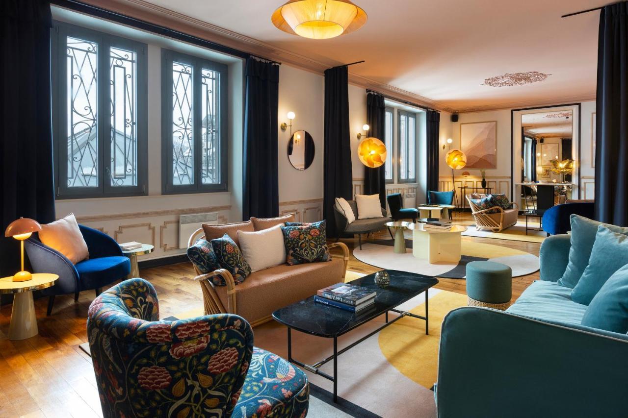 Hotel Le Gervais & Handwritten Collection