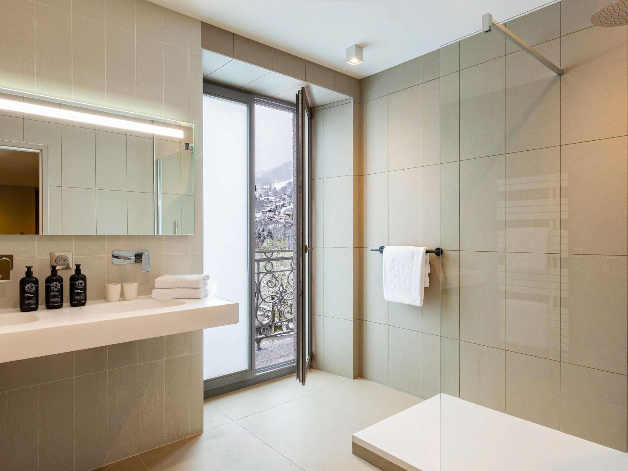 Le Gervais & Handwritten Collection 4*